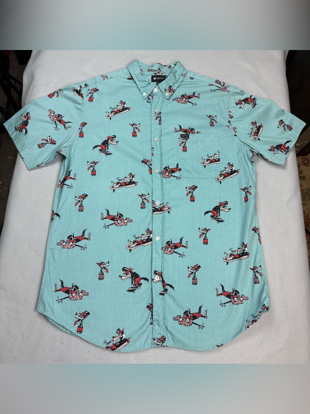 Matix Men’s L Drunk Wolf Skate Surf Beer Print Shirt